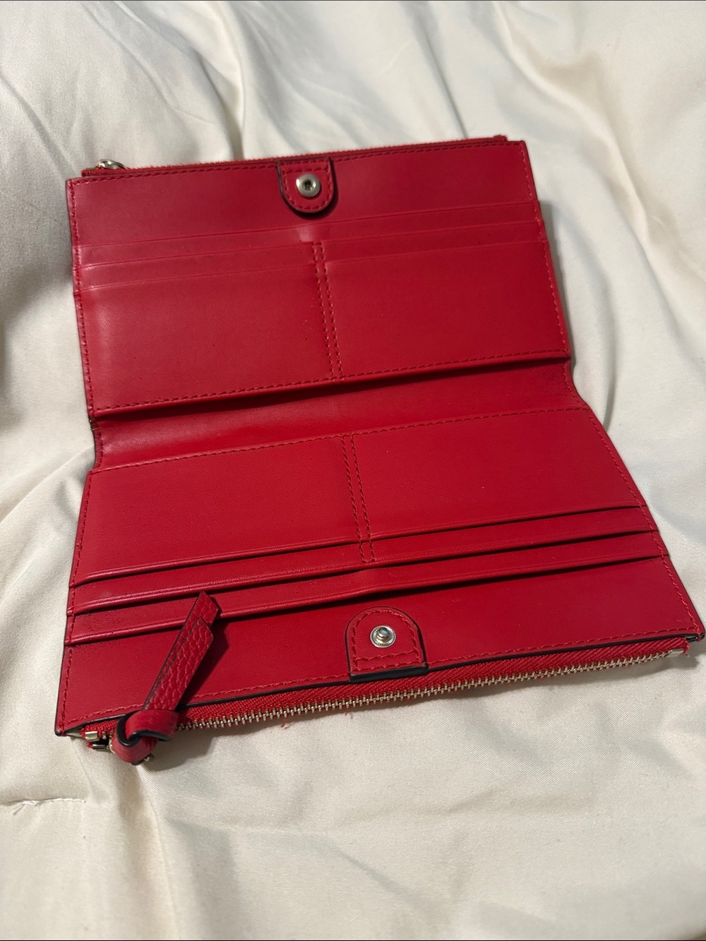 kate spade Red Pebbled Leather Zip Around Wallet - Picture 2 of 3